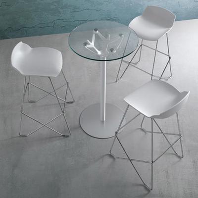 Sgabello Kaleidos stool struttura in acciaio cromato scocca plastica bianca