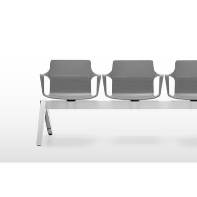 Sedia Kelly su panca a 3 posti struttura verniciata bianco scocca plastica grigio  